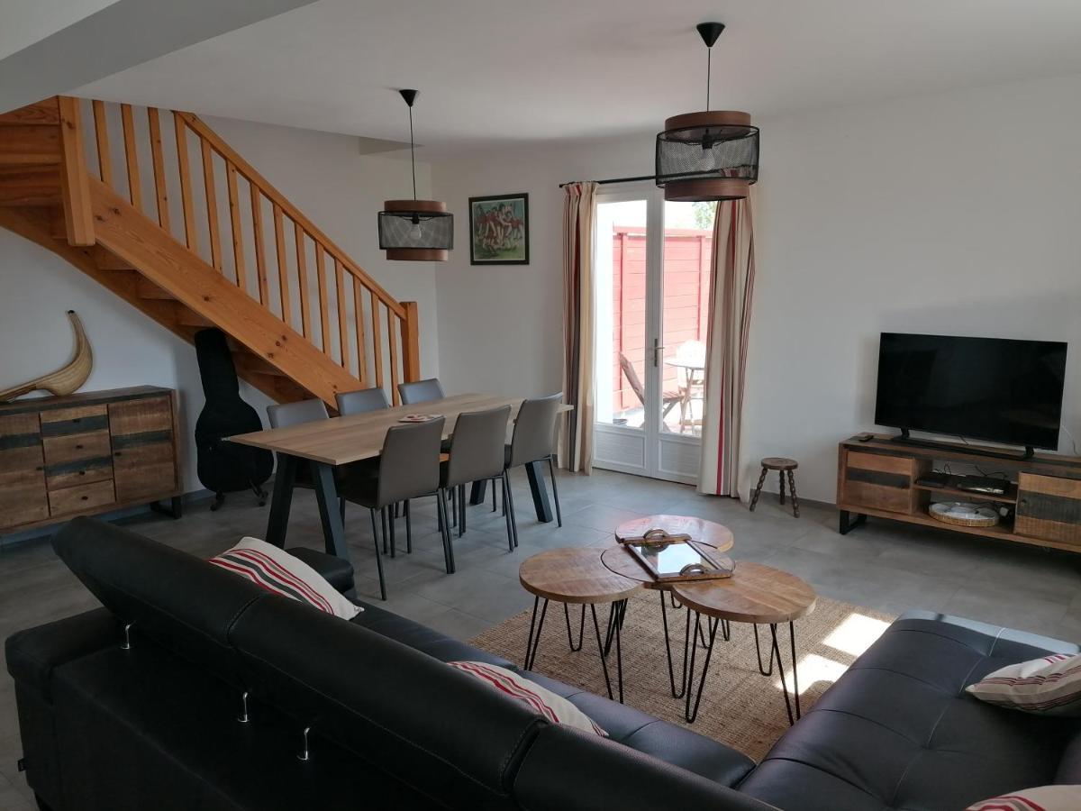 Appartement Suhalmendi サール エクステリア 写真
